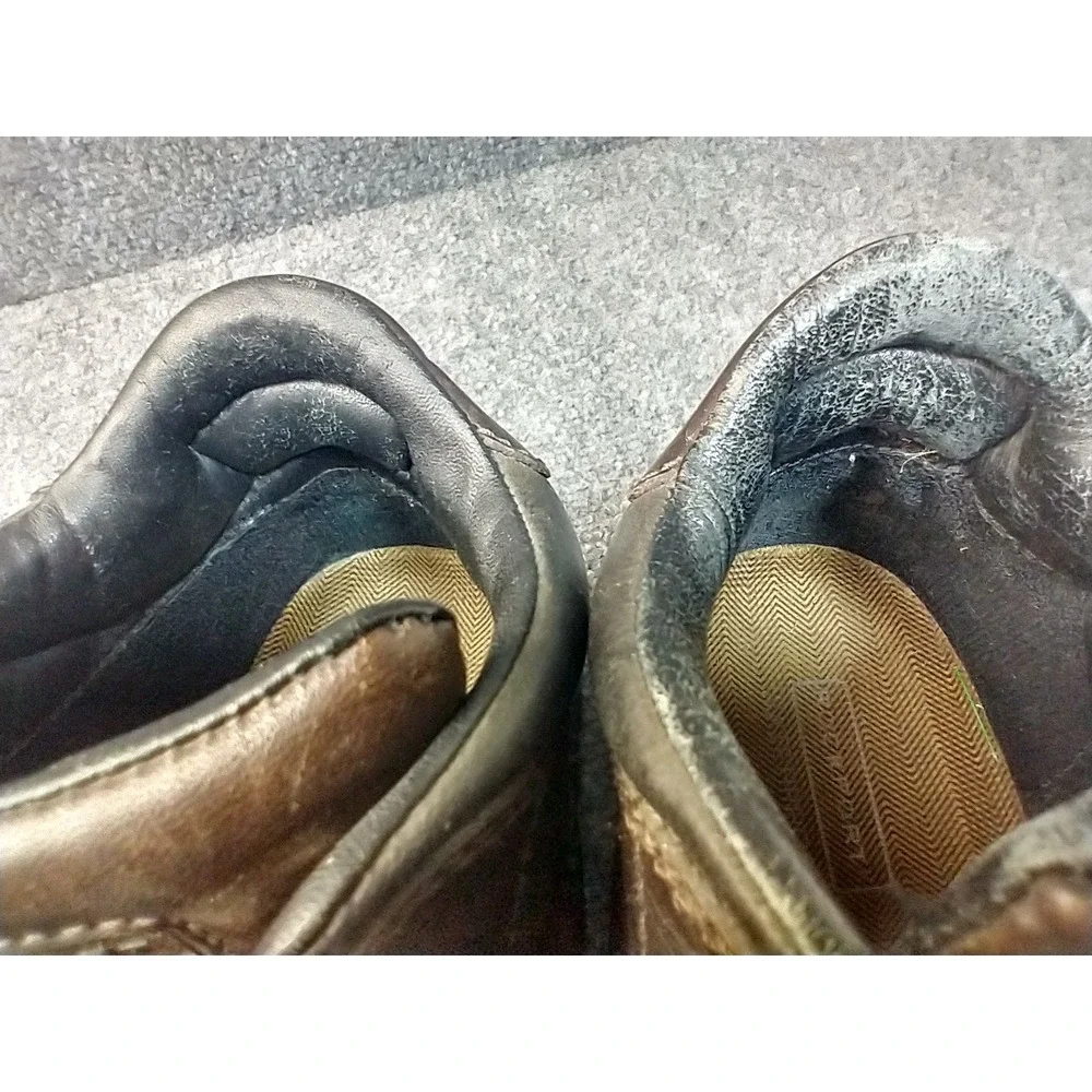 Rockport Mens 7.5 Brown Leather Vibram Sole Moc Toe Chukka Boots Waterproof